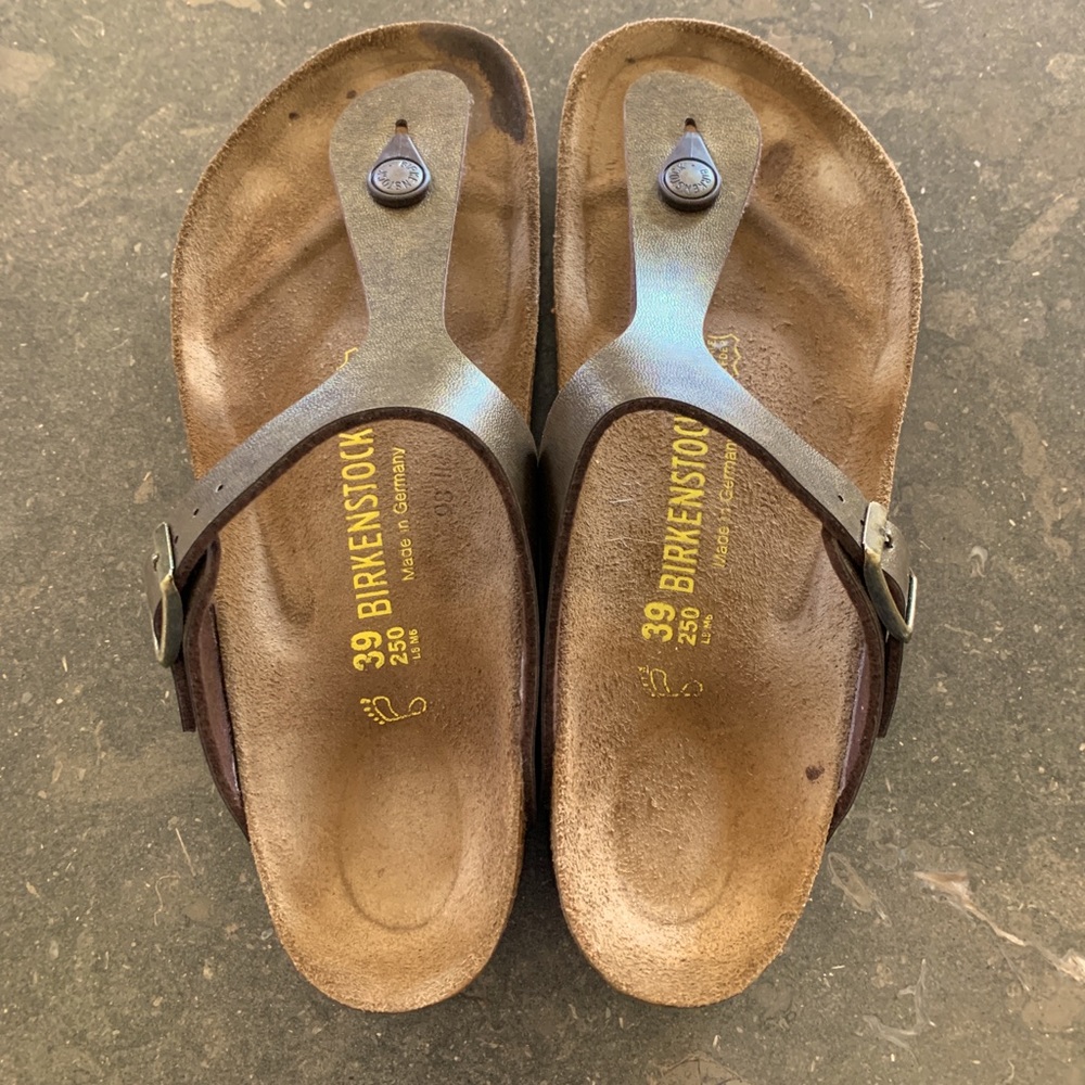 Birkenstock Gizeh Sandals in Golden Brown Color